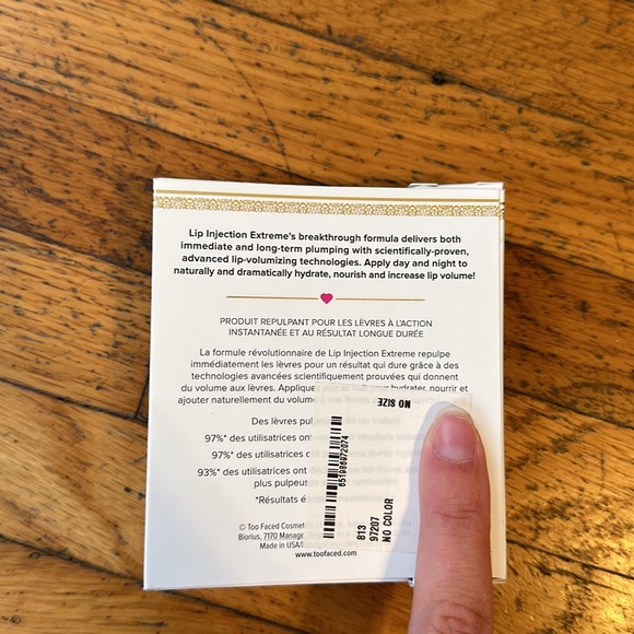 NWT Too Faced Lip Injection Extreme Lip Plumper - Picture 3 of 4